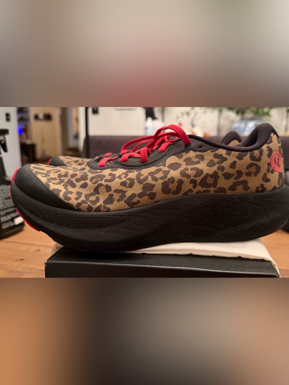 Women's lululemon Wmn Split Shift Running Shoe True Leopard Multi/Black/Safari 9 - Picture 6 of 12